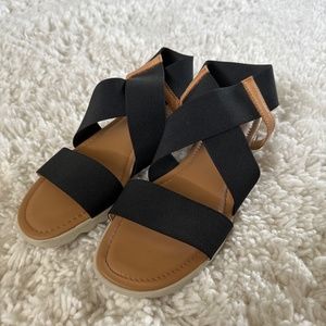 The Flexx Women’s Sandals